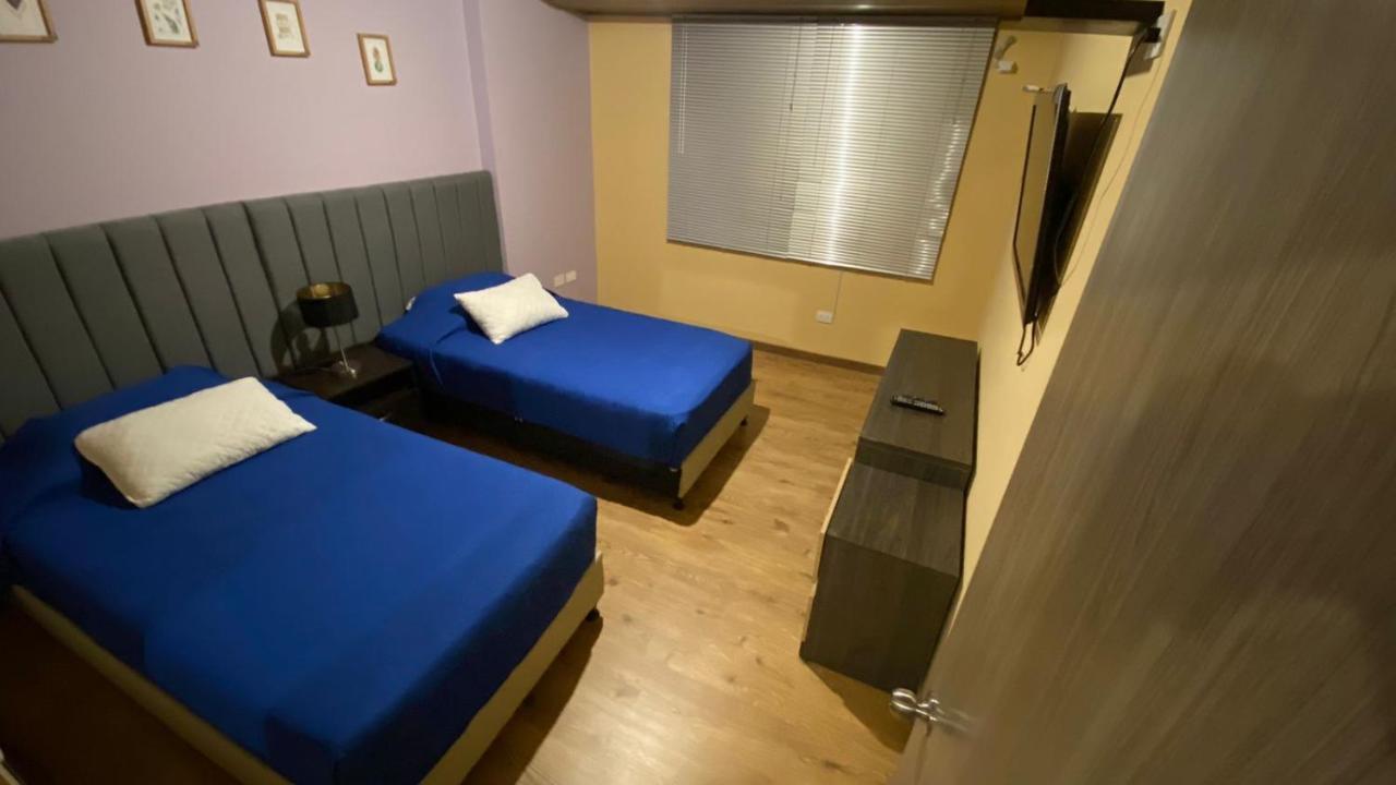 Hospedagem domiciliar Nr Airport & Embassy / Rooms-apartments